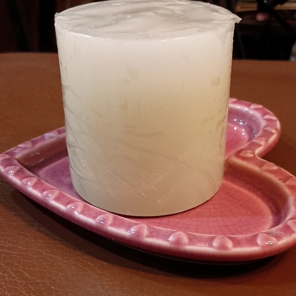 Pink Heart-Shaped Candle Stand And Cream 3"X3" Pillar Candle - Picture 9 of 9